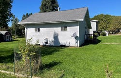 484 8TH AVE S, Park Falls, WI 54552