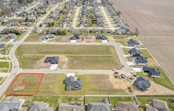 401 Sundown Lane, Chatham, IL 62629