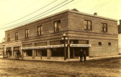 202 N MAIN Ave, Gresham, OR 97030
