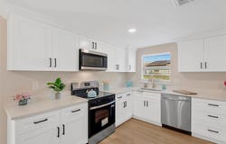 6809 VALRIE Lane, RIVERVIEW, FL 33569