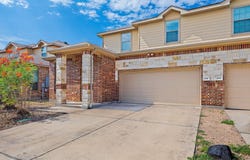 118 Creekside Villa Dr, Kyle, TX 78640
