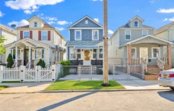 9013 201st Street, Hollis, NY 11423