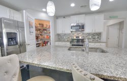 208 Oak Leaf Dr., Longs, SC 29568