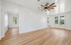 689 Longwood Ct, Eastpoint, FL 32328