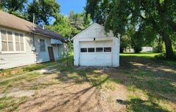 311 E Franklin Street, Clinton, MO 64735