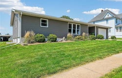 105 2nd Avenue, Keystone, IA 52249