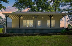 111 Cottage Ln, Montezuma, IA 50171