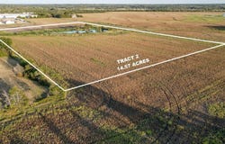 W Maple St, Independence, KS 67301