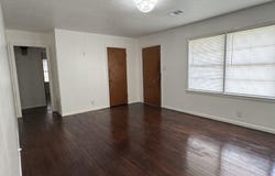 5480 Thames Dr, Beaumont, TX 77708
