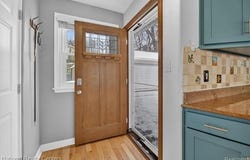 560 Black Oaks Trail, Howell, MI 48843
