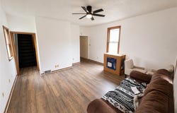 214 Thompson Ave, Donora, PA 15033