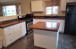 8 Hope Ln, Kincheloe, MI 49788