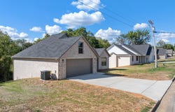 106 Derek Drive, Lexington, TN 38351