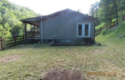 508 Rambling Hills Road, Elkview, WV 25071