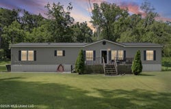 1116 County Road 2, Hickory Flat, MS 38633