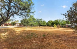 433 County Road 4511, Hondo, TX 78861