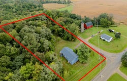 55470 Flatbush Road, Three Rivers, MI 49093