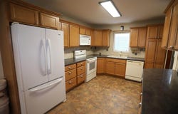 604 10th ST NE, Minot, ND 58703