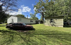 3636 Big Ridge Rd, Oneida, TN 37841