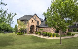 1017 Hilltop Drive, Lavon, TX 75166