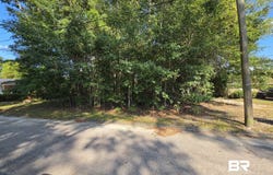 Glen Road, Brewton, AL 36426