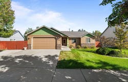 3904 W 19th Ct, Kennewick, WA 99338