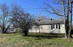 2511 Mayfield Highway, Benton, KY 42025