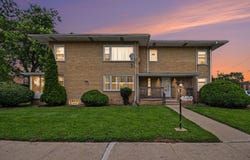 18408 Torrence Avenue, Lansing, IL 60438