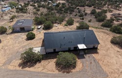8 S Horton Road, Edgewood, NM 87015