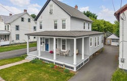 12 Central Avenue, Ravena, NY 12143