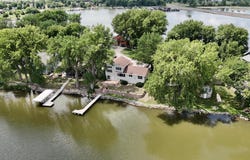 6 Edgewater Road, Slayton, MN 56172