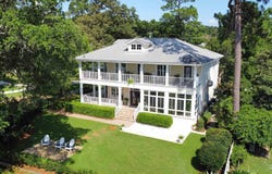 202 S Mobile St, Fairhope, AL 36532