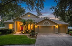 1124 SPLIT SILK Street, VALRICO, FL 33594
