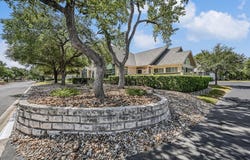 30 Wildwood Dr, Georgetown, TX 78633