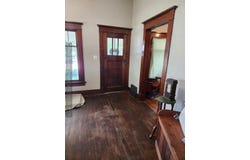 1104 Farnum, St. Paul, NE 68873