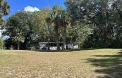 151 YANCEY Circle, Satsuma, FL 32189