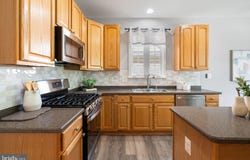 13281 FIELDSTONE Way, GAINESVILLE, VA 20155