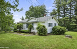 560 Crane Ave, Pittsfield, MA 01201