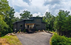 1870 Mountain Ash Way, Sevierville, TN 37876