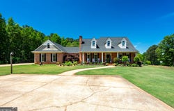 529 Floyd Road, Pine Mountain, GA 31822
