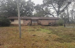 1214 Marshall Smith Rd, Lucedale, MS 39452