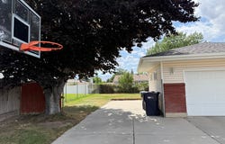 10802 S JASON Dr, Sandy, UT 84094