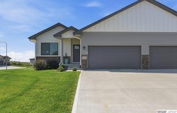 14809 Bruning Street, Bennington, NE 68007