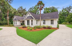 622 Brigantine Dunmore Road, Midway, GA 31320