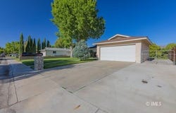 1548 Rocking W Dr, Bishop, CA 93514