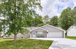 23 Saint Margaret Lane, O'Fallon, MO 63366