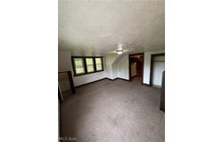 1010 5th Avenue, Akron, OH 44306