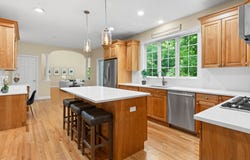 22 Sawyer Ln, Middleton, MA 01949