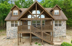 92 Cantwell Lane, Branson West, MO 65737