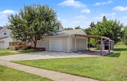 380 N 3rd Street, McCallsburg, IA 50154